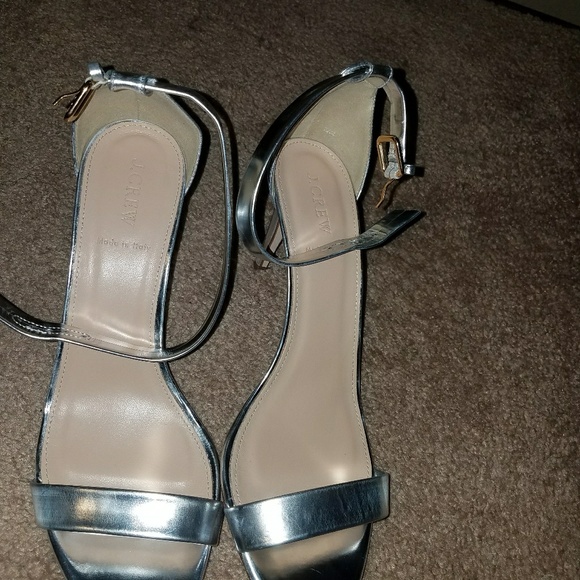 J. Crew Shoes - Beautiful silver shoe